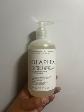 NEW OLAPLEX Broad Spectrum Chelating Treatment